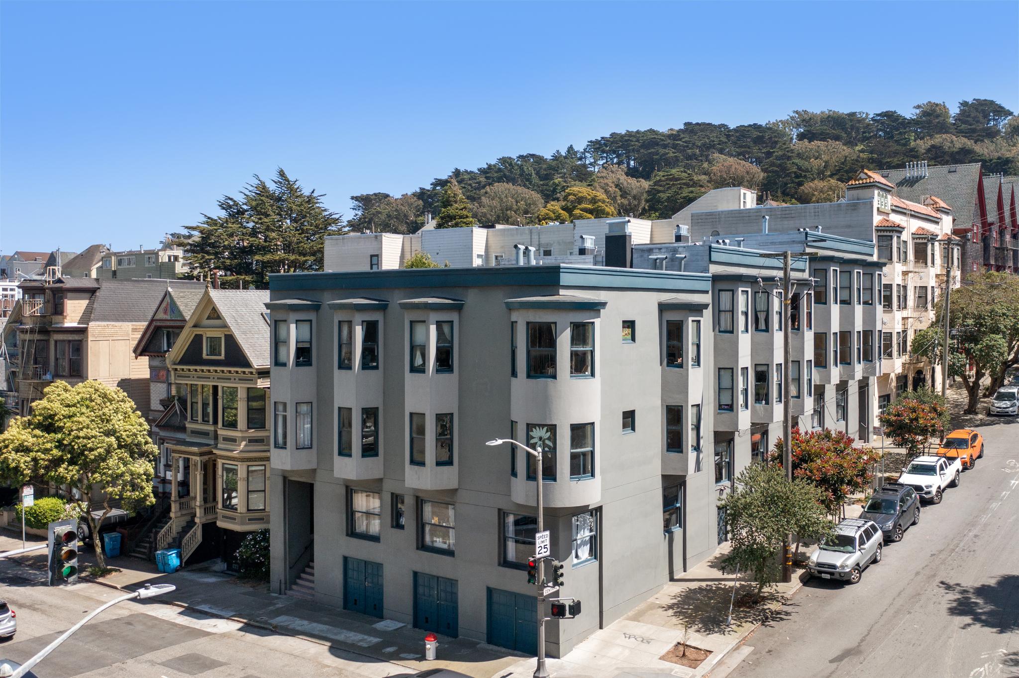 14 Unit Trophy Corner Building | Haight-Ashbury - Dan McGue
